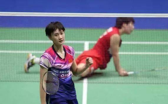 工作的井然 工作的井然