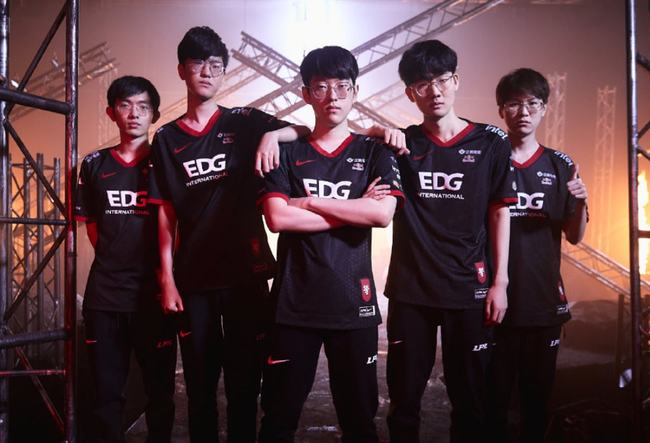 罗宾逊被列 罗宾逊被列