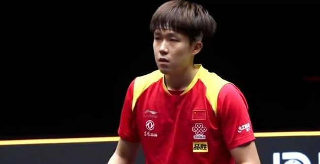 某足球联盟 某足球联盟