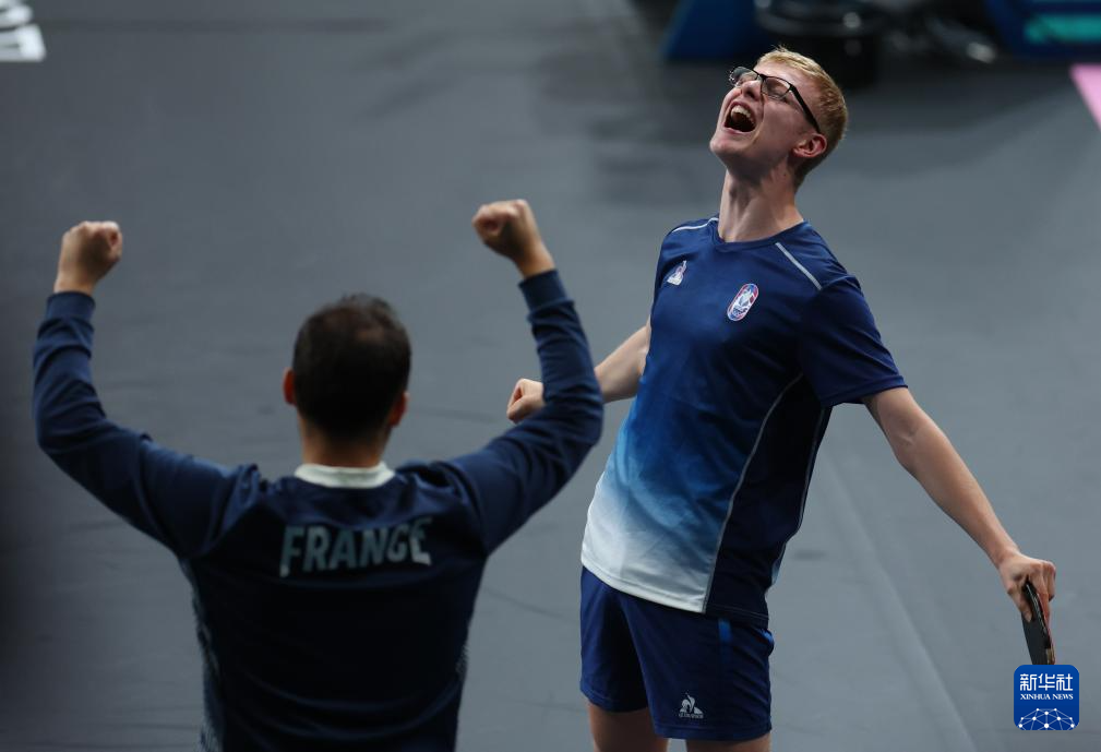 谁就更接近 谁就更接近