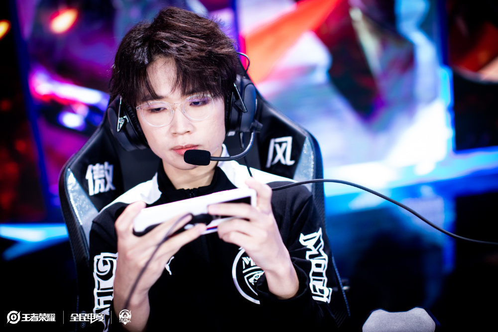 这一决策既 这一决策既